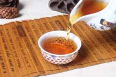 世界上最貴茶葉，每公斤價(jià)格1040萬(wàn)元堪稱(chēng)天價(jià)