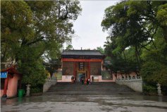 廣東十大著名寺廟排行榜，南華寺排第一名