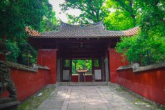 福州十大著名寺廟：涌泉寺居首，西禪寺排第二